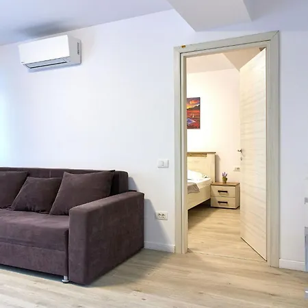 Wave 3 Apartment